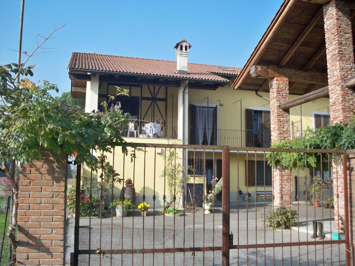 B&B A Casa Di Rosa Caselle Torinese Dış mekan fotoğraf